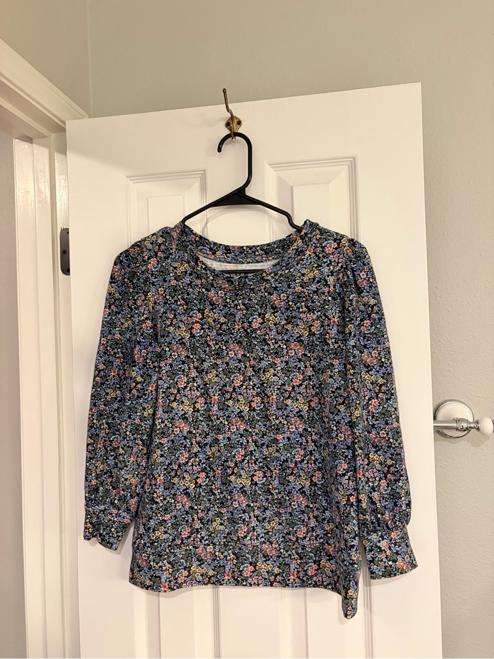 LOFT Women’s Floral Shirt Small Blue Yellow Green Pink Long Sleeve